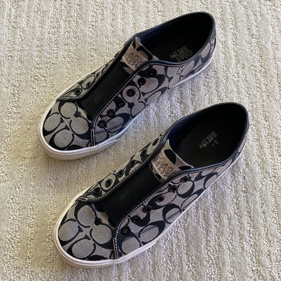 Coach Bev Slip On Signature Sneakers - Picture 5 of 10